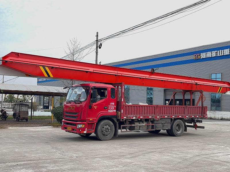 電動單梁起重機 LD5t-17m 制作完成  裝車發(fā)出